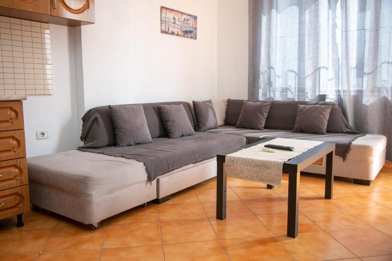 A&B Apartment Golem  Kültér fotó